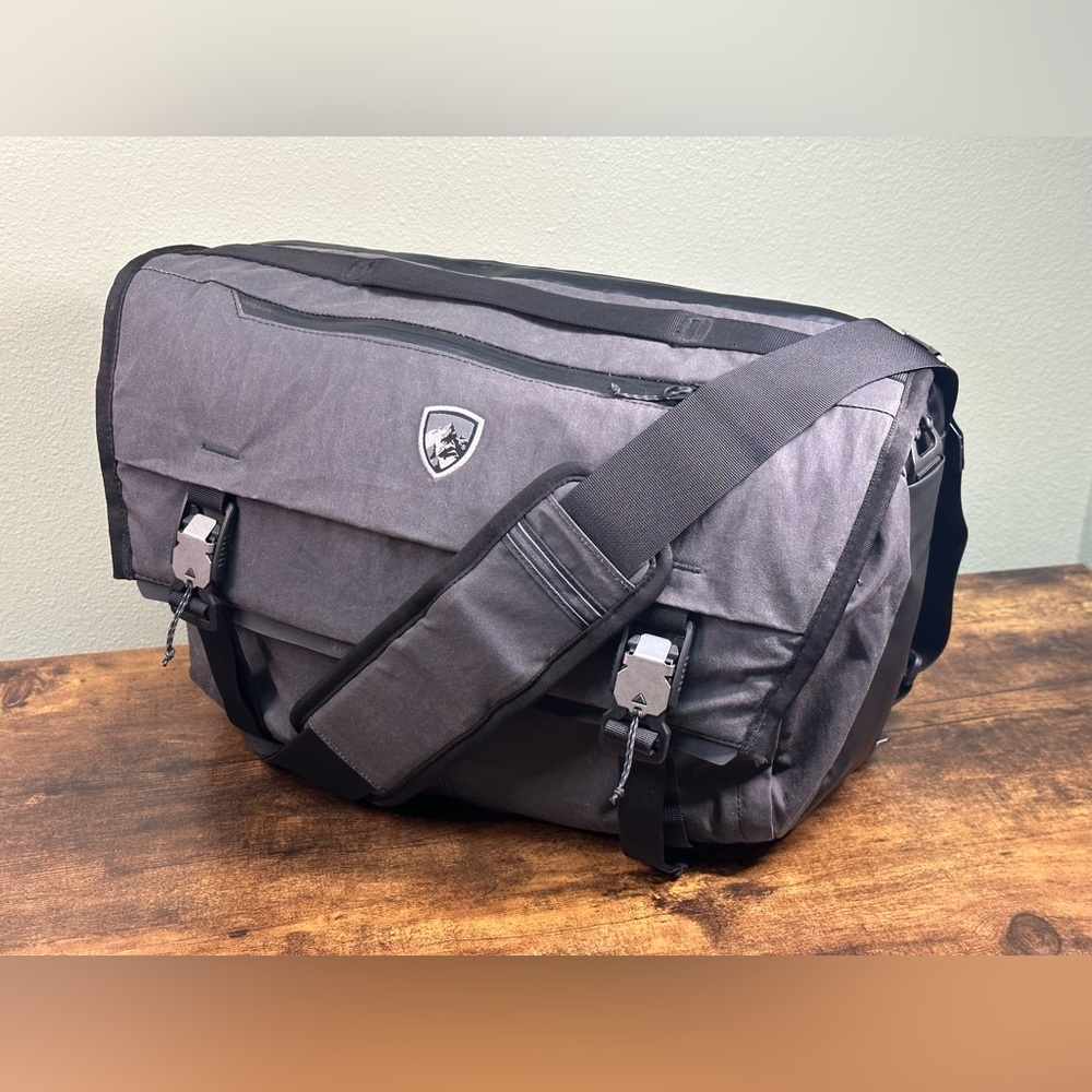 Kühl Eskape 14 Messenger Bag